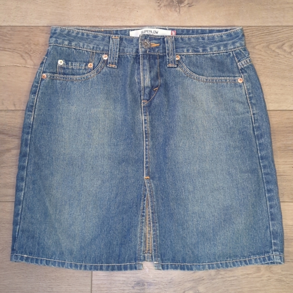 Vintage Levi's Classic Blue Denim Skirt 518 Size 7